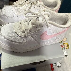 Kids White and Pink Sneakers Air Force one Nike